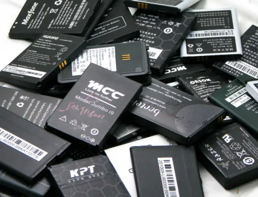 手机电池怎么才能恢复到出厂时的性能？